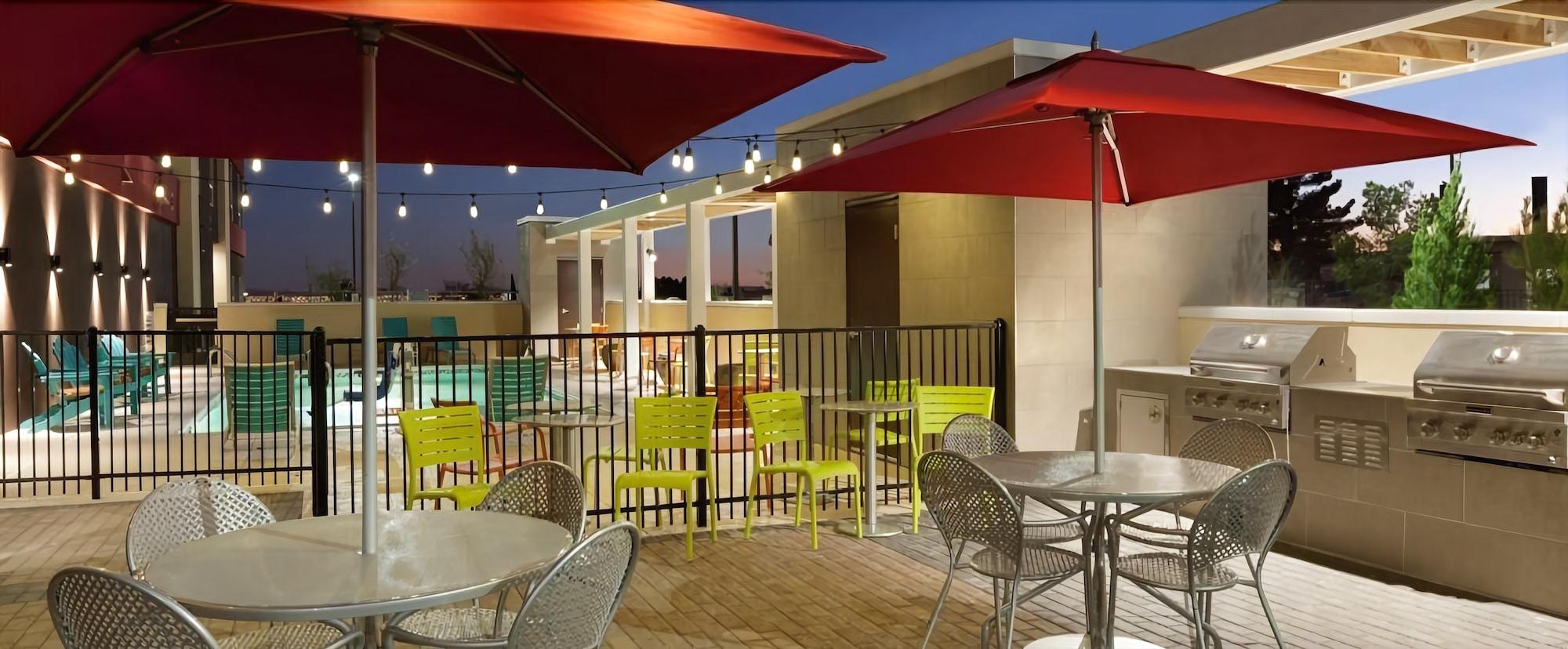 Home2 By Hilton Airport Hotel 3*