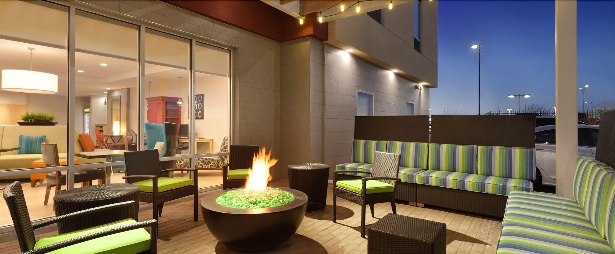 Home2 By Hilton Airport 3*