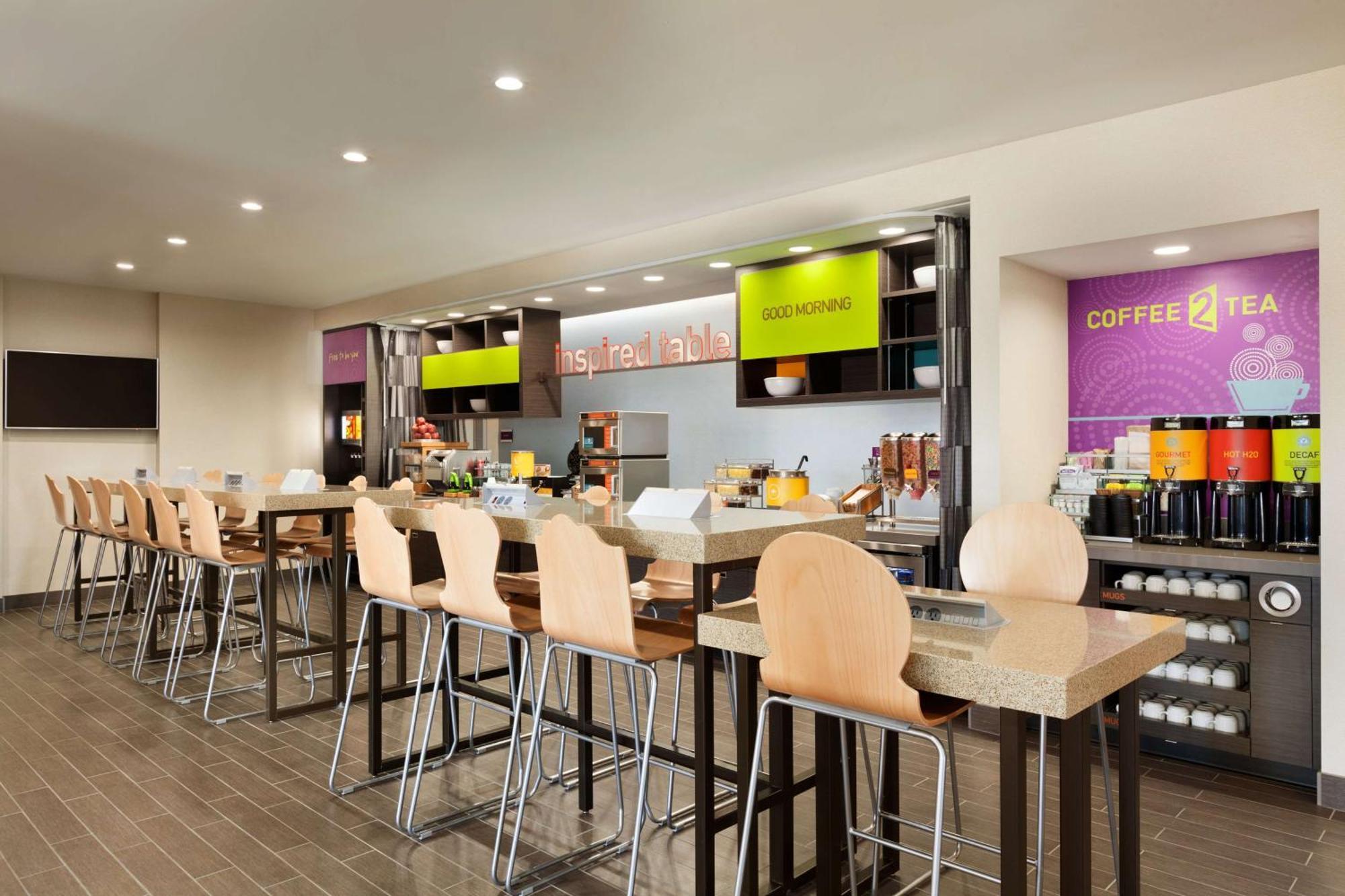 Hotel Home2 By Hilton Airport 3*